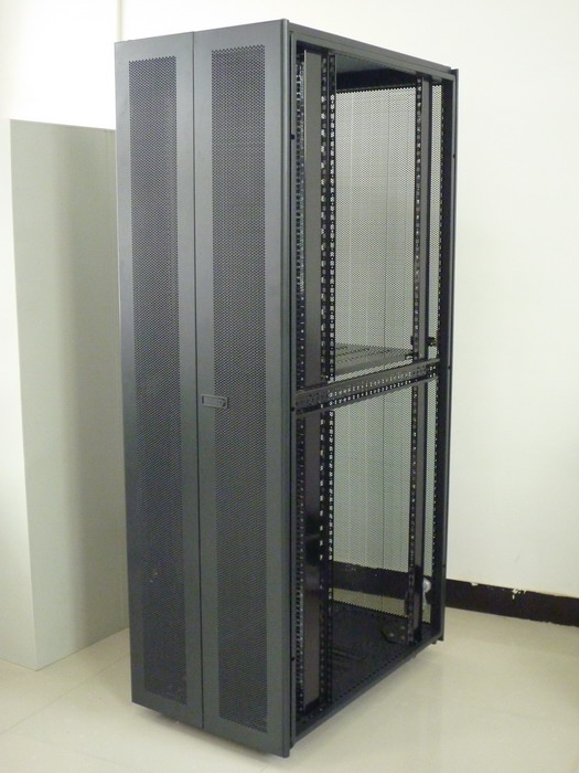 XC-2網(wǎng)絡(luò)服務(wù)器機(jī)柜5.jpg